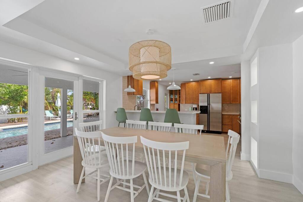 Waterfront-Heated Pool-Mini Golf-Game Room-2Mi Beach Fort Lauderdale Zewnętrze zdjęcie